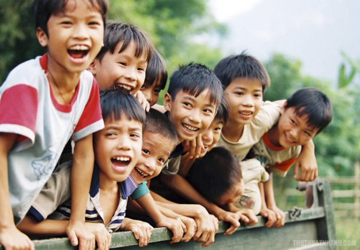 17+ Hình ảnh trẻ em đẹp, cười vô tư và trong sáng nhất